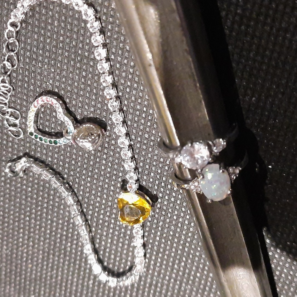 New LOT OF GORGEOUS Gifting CZ JEWELRY 2 Rings Canary Tennis 💛 Bracelet & Charm